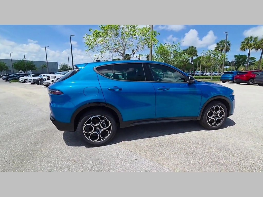 New 2026 Alfa Romeo Tonale w/ Active Assist Package AWD/4WD image 21