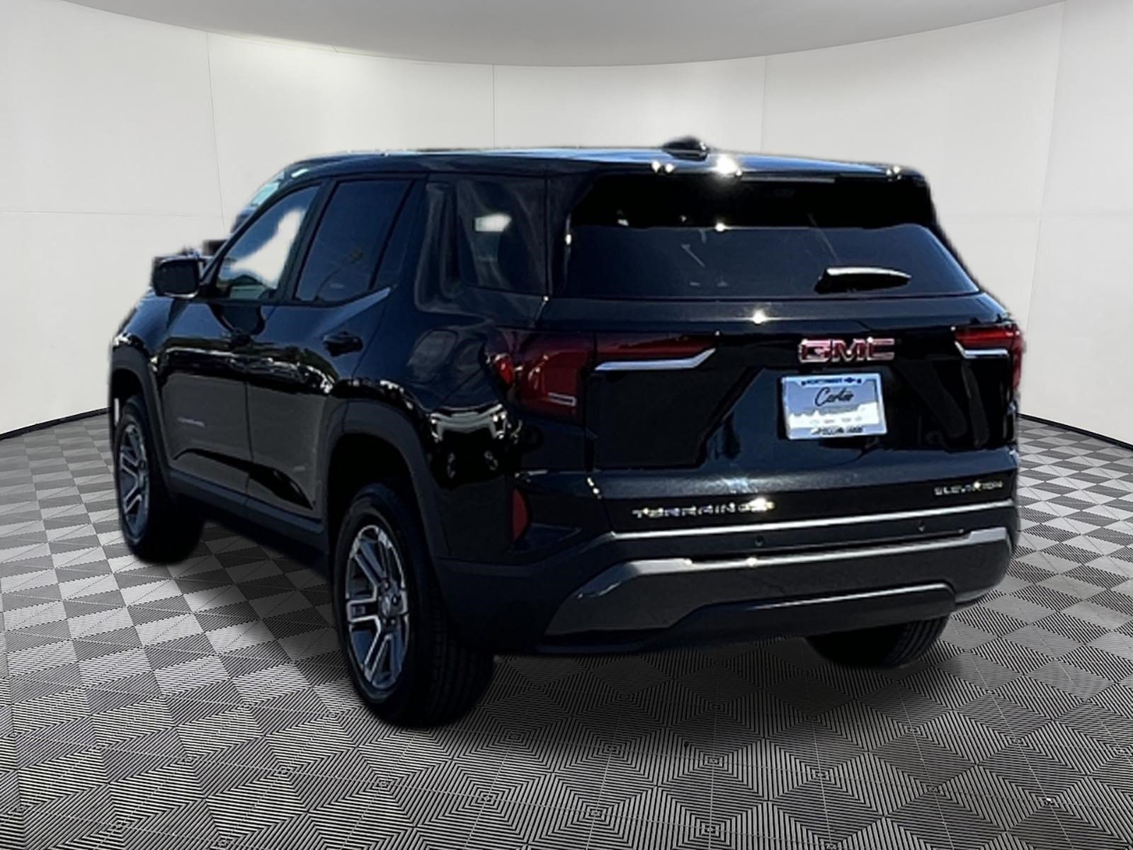 New 2027 GMC Terrain Elevation w/ Technology Package II AWD/4WD image 4