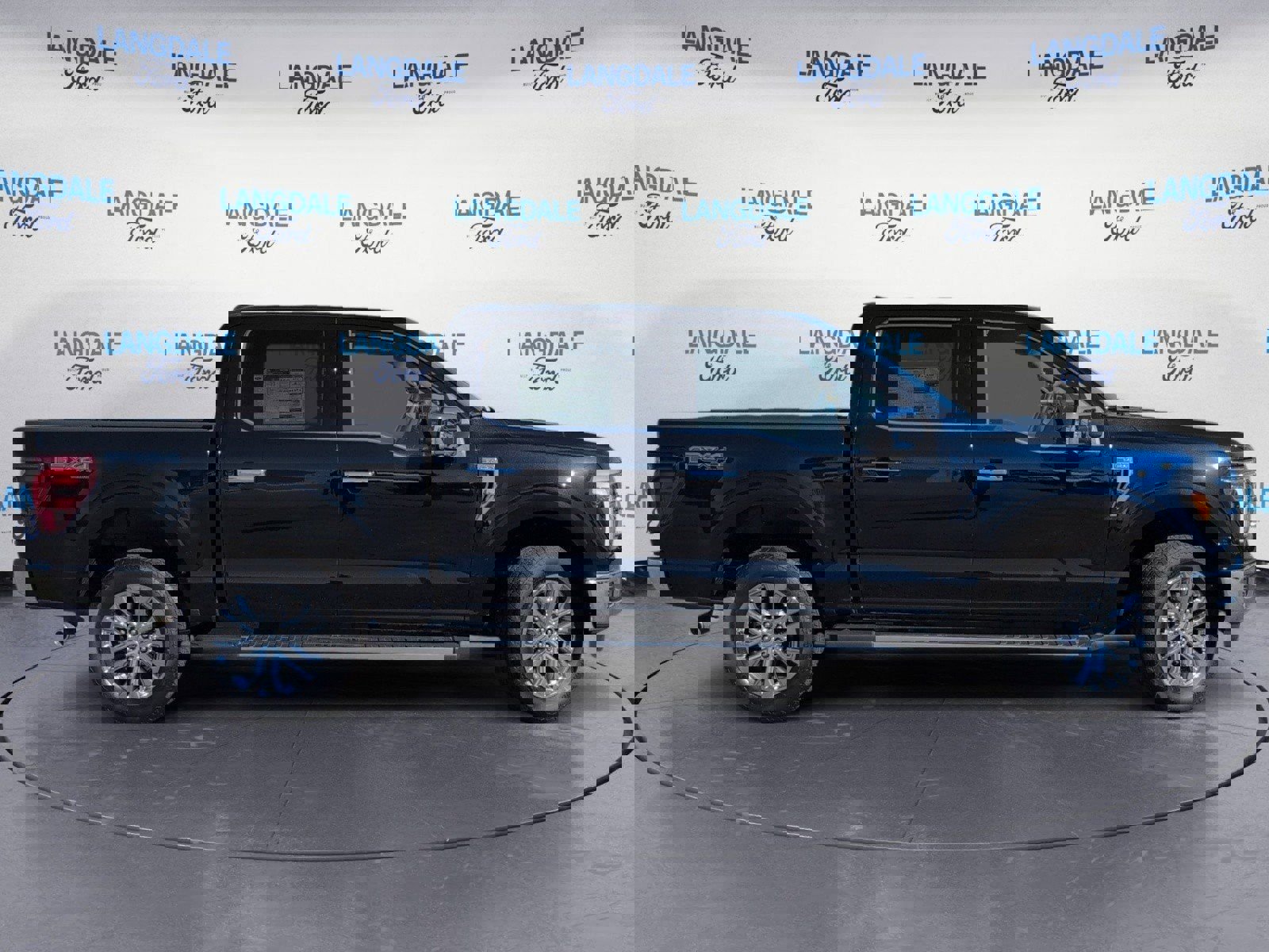 New 2026 Ford F150 Lariat w/ Equipment Group 501A Mid video 3