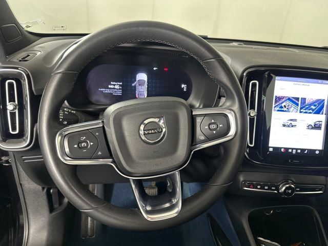Used 2023 Volvo C40 P8 Recharge Ultimate image 14