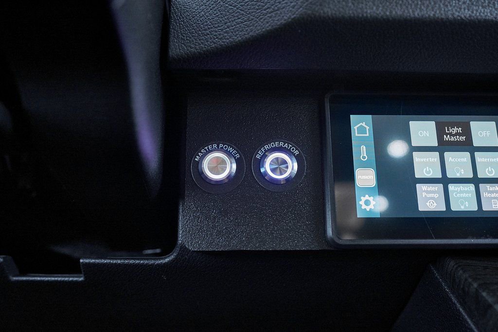 Used 2024 Mercedes-Benz Sprinter 3500 w/ Parking Package image 53