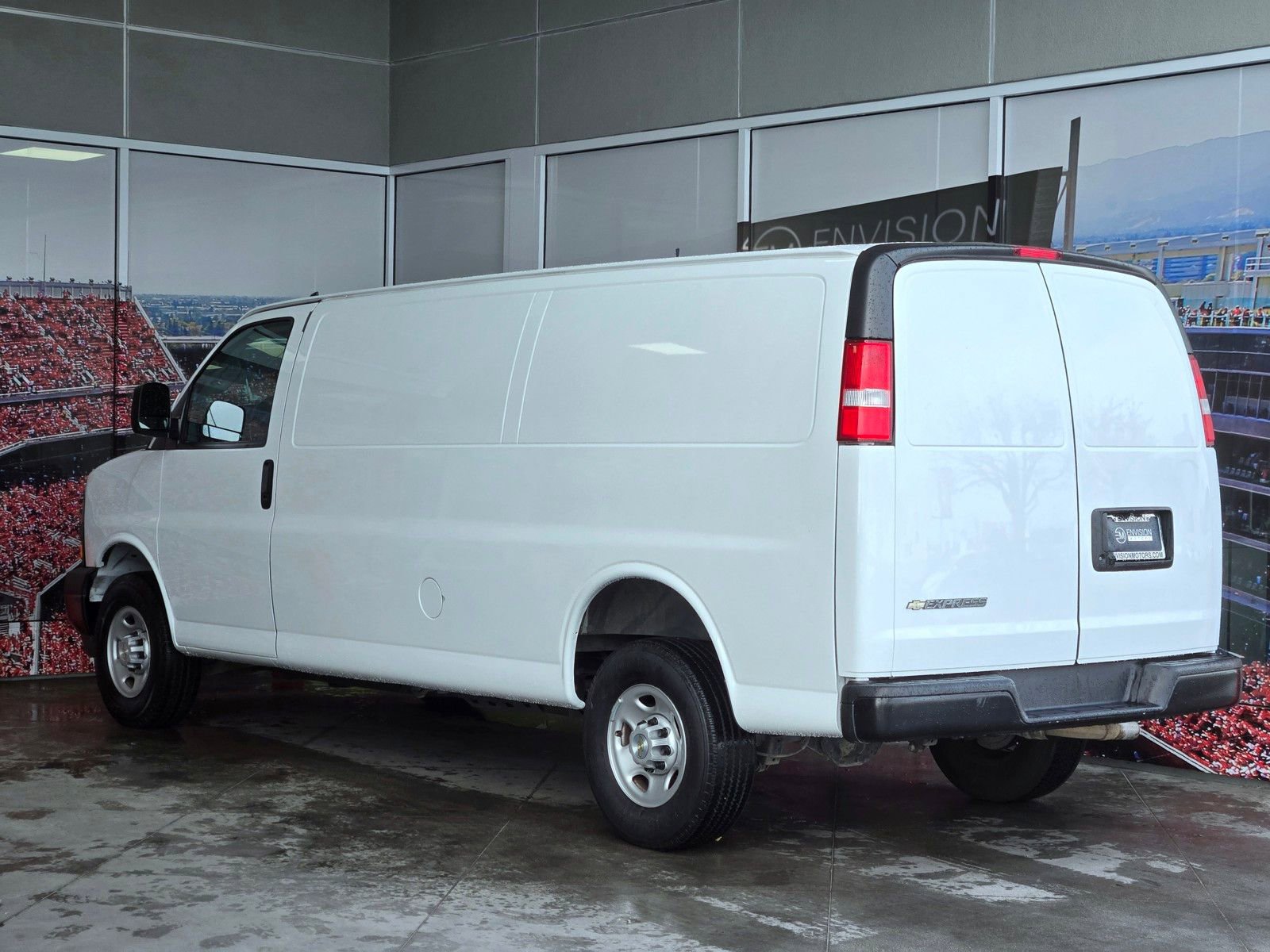 Used 2023 Chevrolet Express 2500 Extended w/ Driver Convenience Package image 5