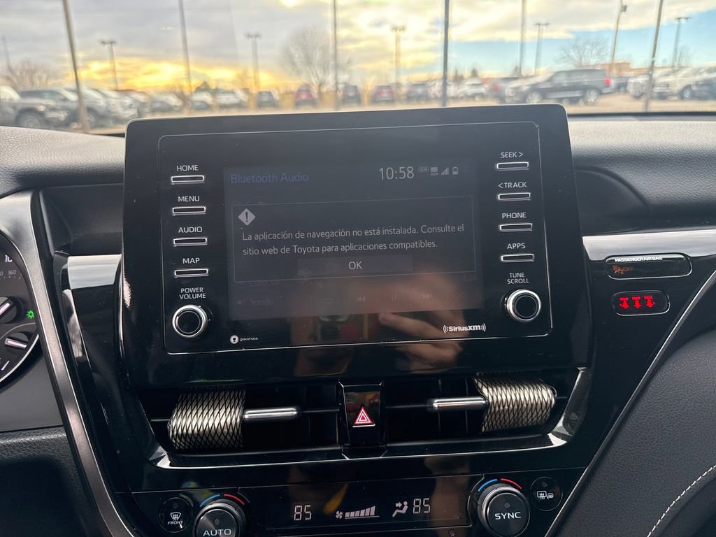 Used 2024 Toyota Camry SE image 19