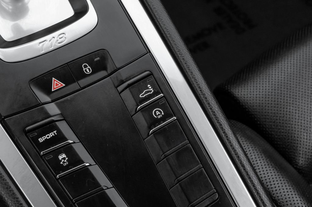 Used 2017 Porsche 718 Cayman S image 24