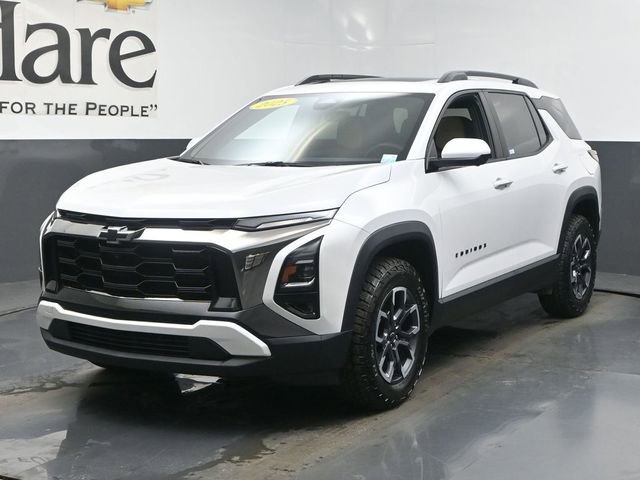 Used 2025 Chevrolet Equinox ACTIV w/ Safety and Technology Package image 34