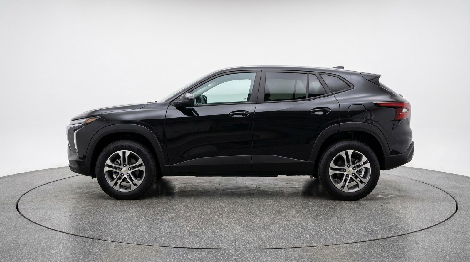 Used 2025 Chevrolet TrailBlazer LT w/ Driver Confidence Package AWD/4WD image 5