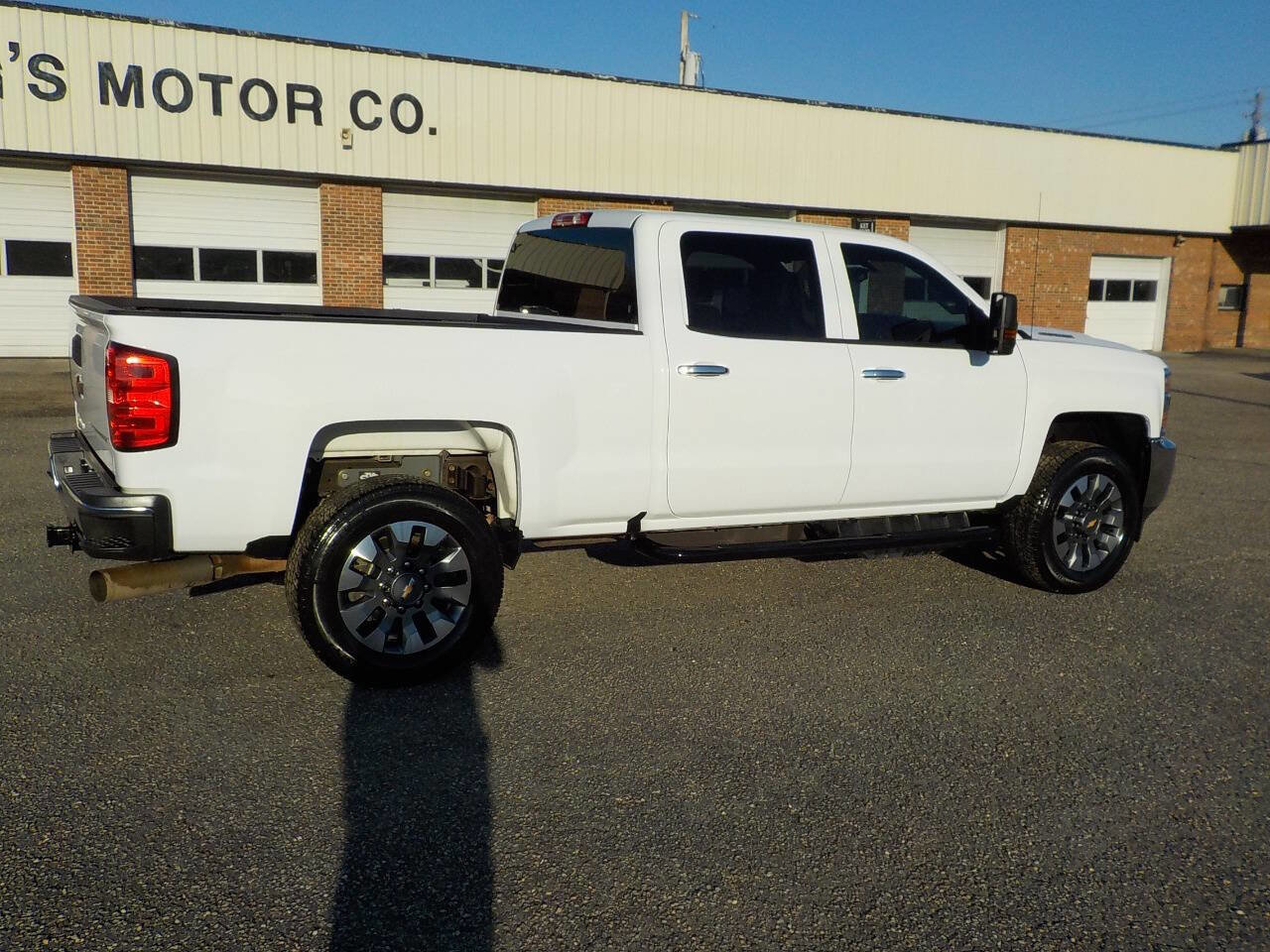 Used 2019 Chevrolet Silverado 3500 W/T w/ WT Fleet Convenience Package image 6