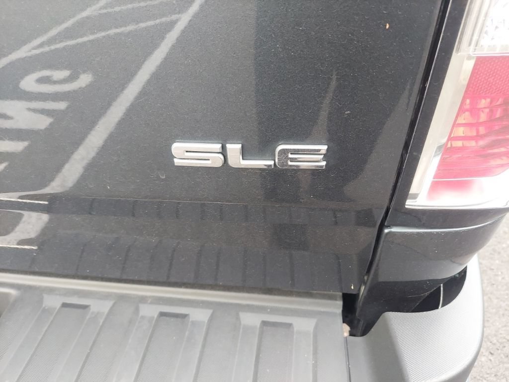 Used 2019 GMC Canyon SLE w/ Elevation Edition AWD/4WD image 9