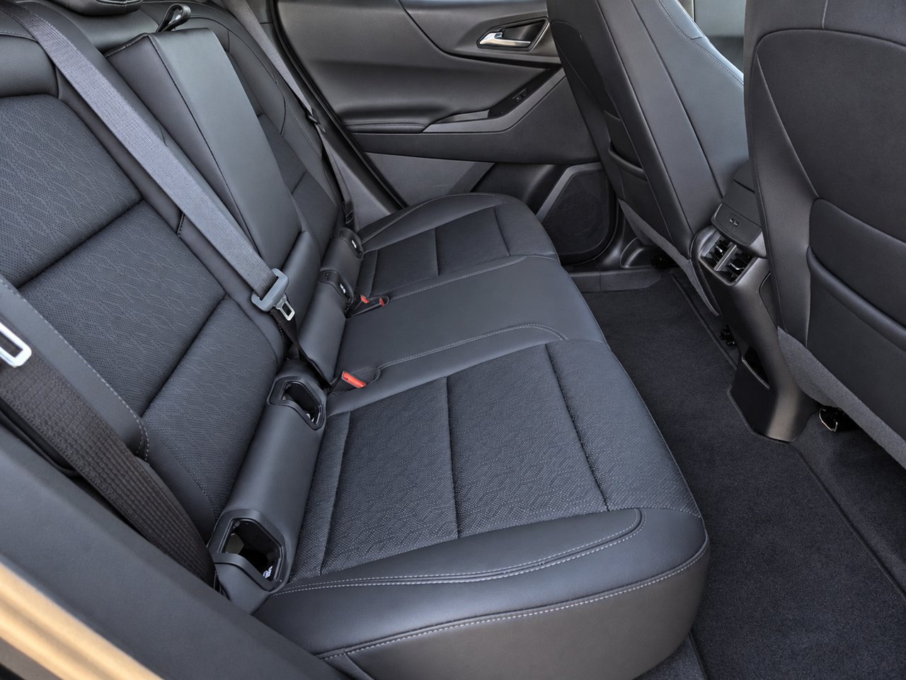 Certified 2026 Chevrolet Equinox LT w/ Convenience Package II AWD/4WD image 30