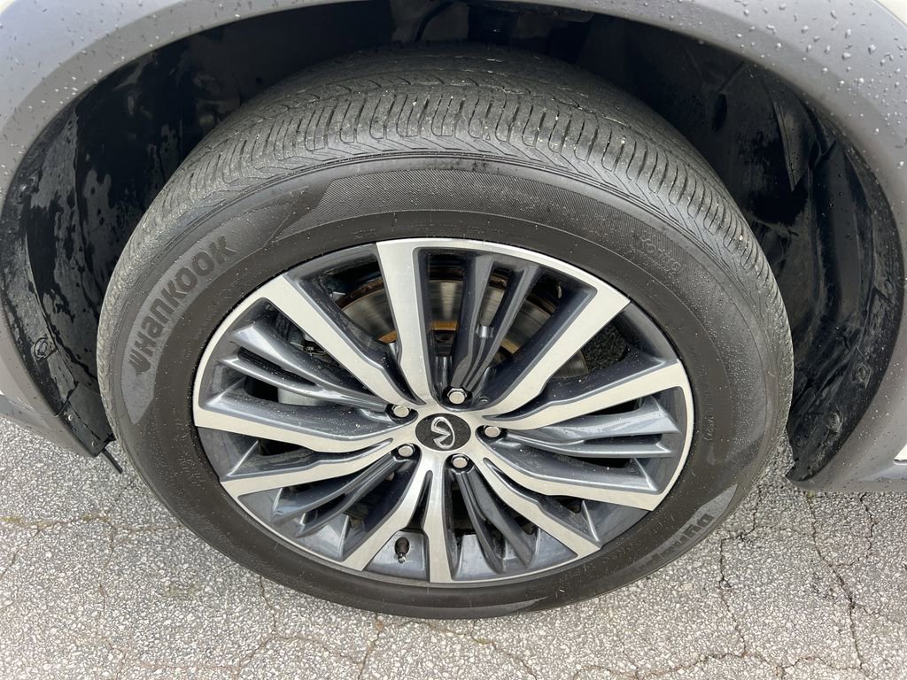 Used 2025 INFINITI QX60 Sensory w/ Vision Package image 9