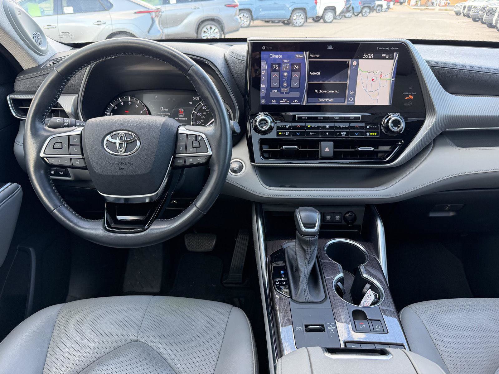 Used 2021 Toyota Highlander Platinum FWD image 27