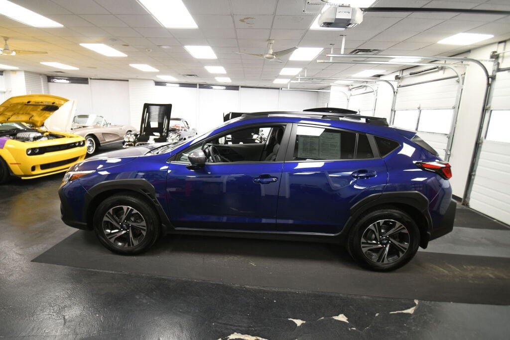 Used 2024 Subaru Crosstrek 2.0i Premium AWD/4WD image 40