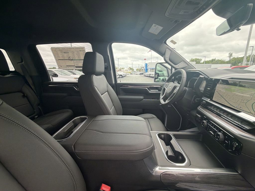 New 2026 Chevrolet Silverado 2500 LTZ w/ Trail Boss Package AWD/4WD image 15