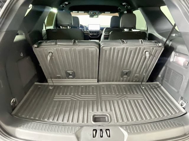 Used 2025 Ford Explorer ST-Line w/ Premium Package RWD image 6