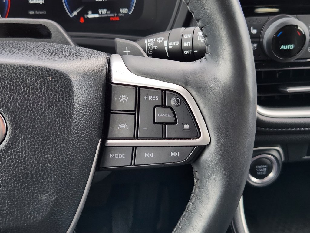 Used 2024 Toyota Grand Highlander AWD image 19