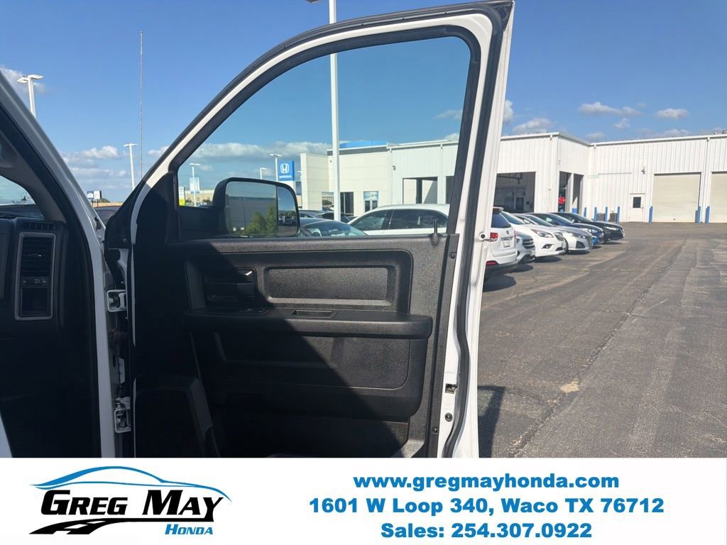 Used 2018 RAM 2500 Tradesman w/ Chrome Appearance Group AWD/4WD image 25