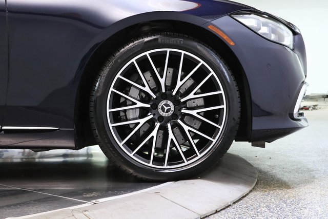 Used 2023 Mercedes-Benz S 580 4MATIC Sedan image 12