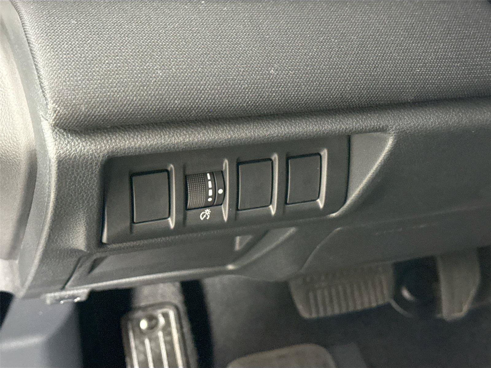 Used 2024 Subaru Outback AWD/4WD image 14