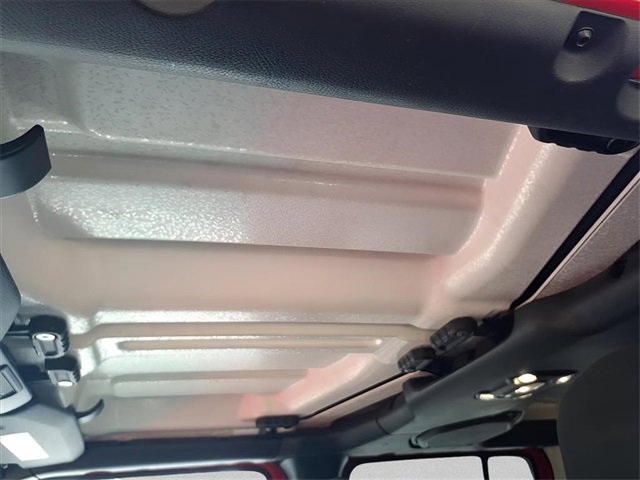 Used 2023 Jeep Wrangler Sahara image 15