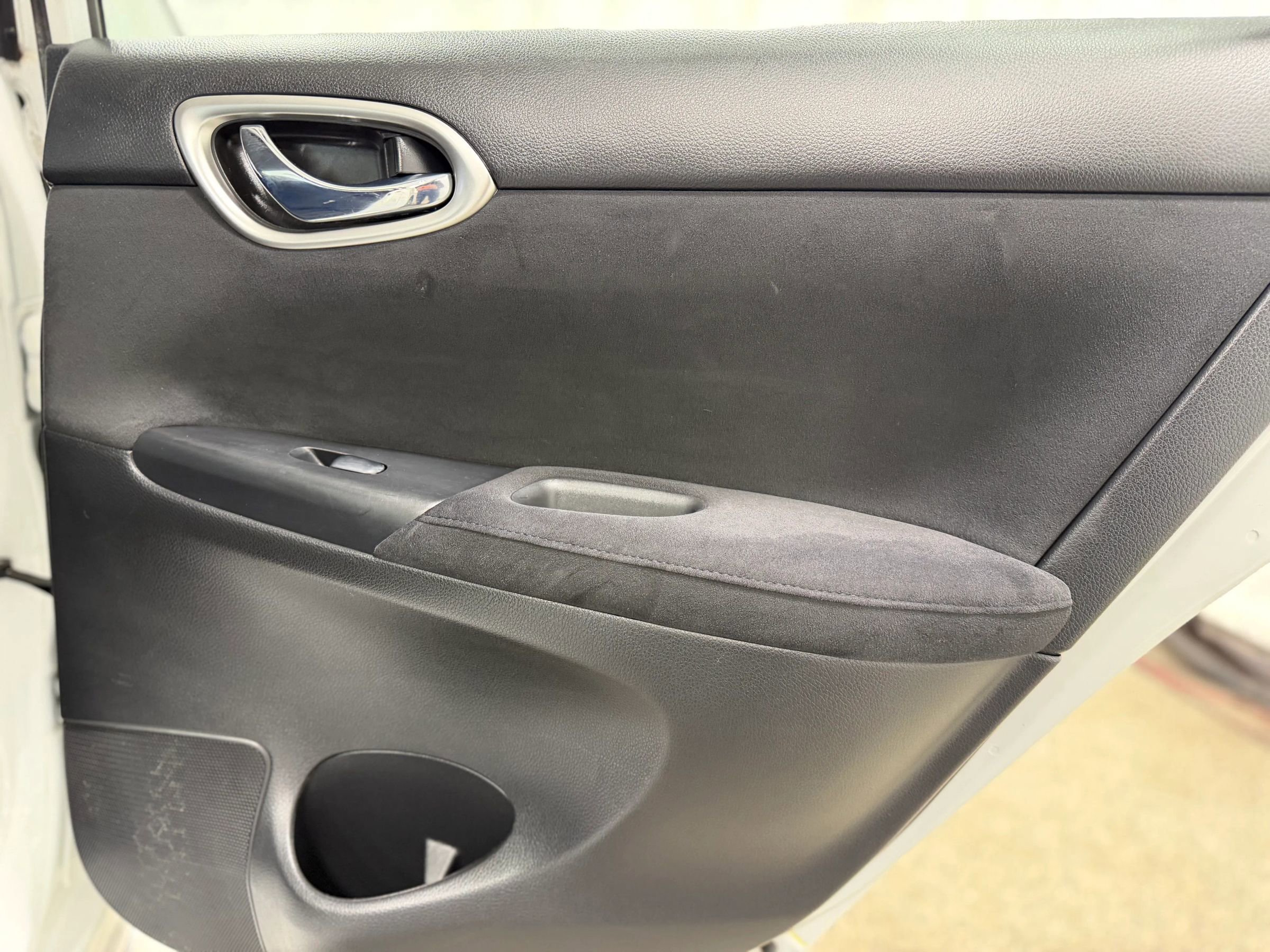 Used 2014 Nissan Sentra SR image 29