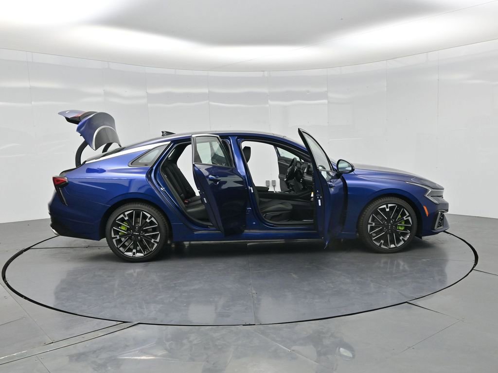 New 2026 Kia K5 GT FWD image 3