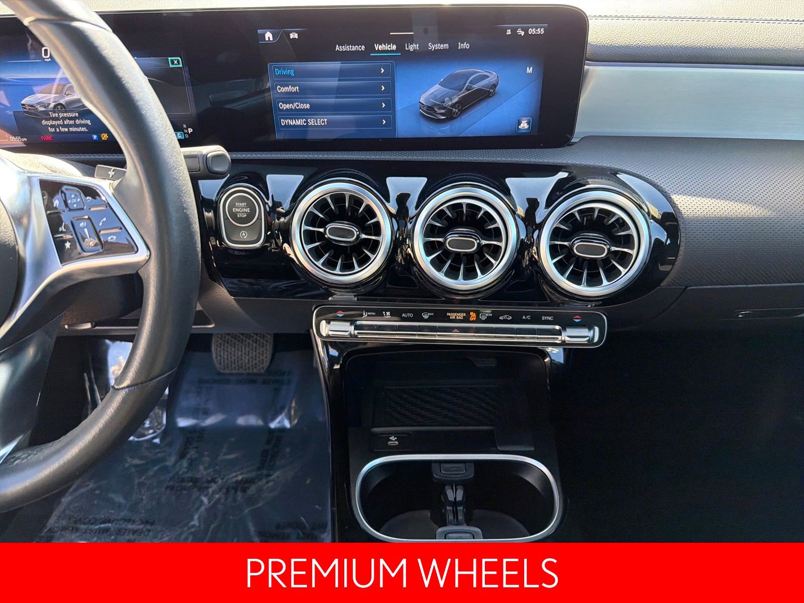 Used 2025 Mercedes-Benz CLA 250 image 16