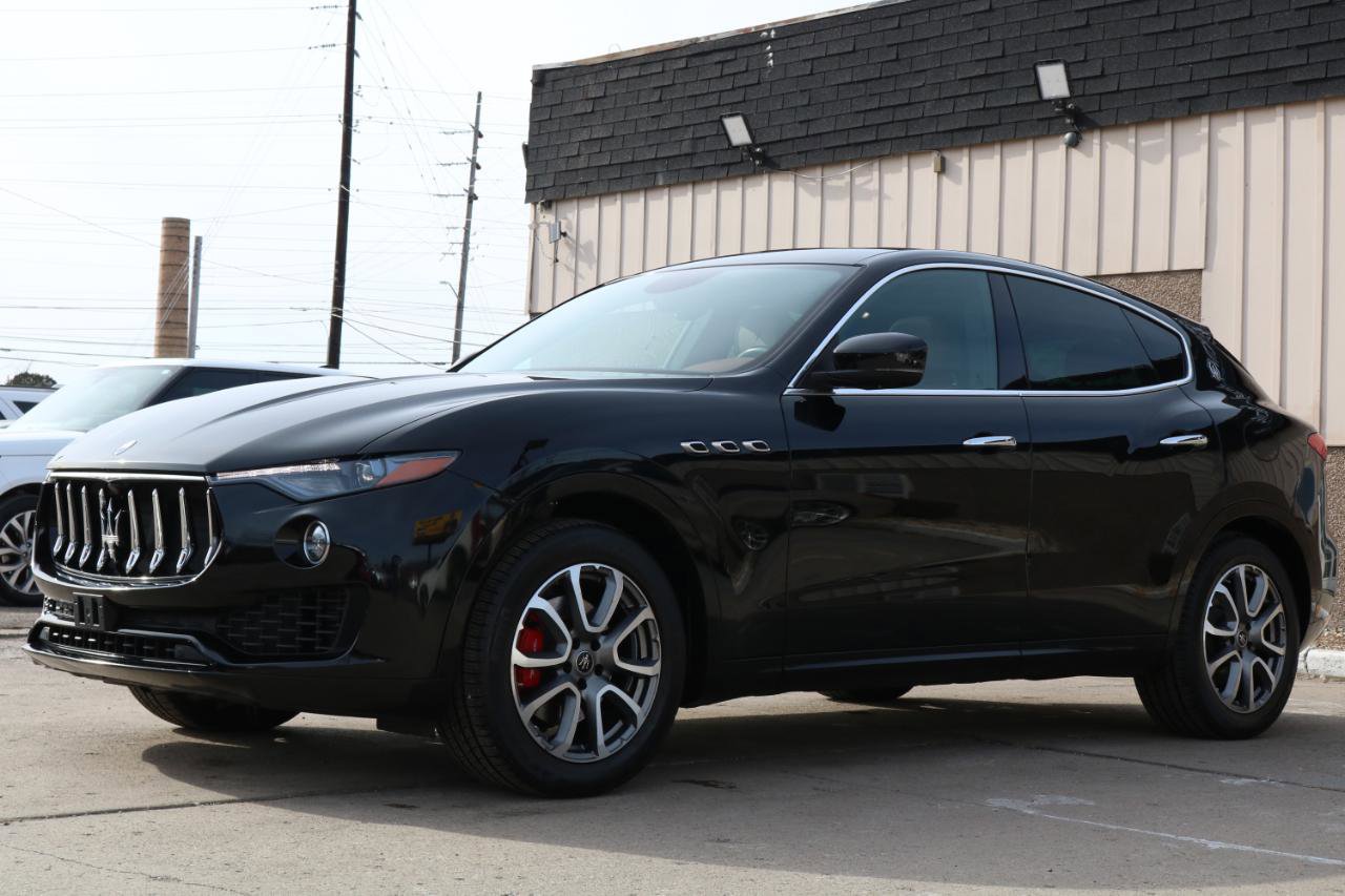 Used 2020 Maserati Levante image 23