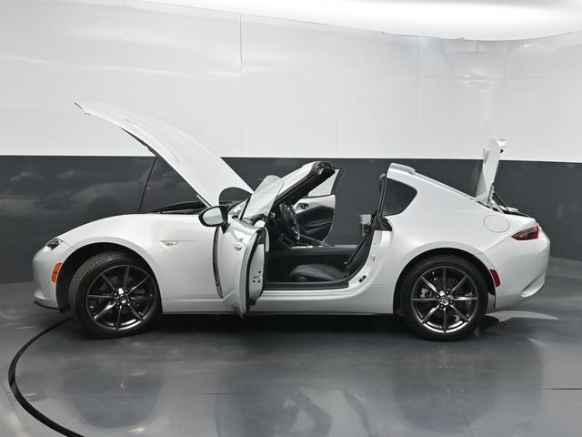 Used 2019 MAZDA MX-5 Miata RF Grand Touring RWD image 37