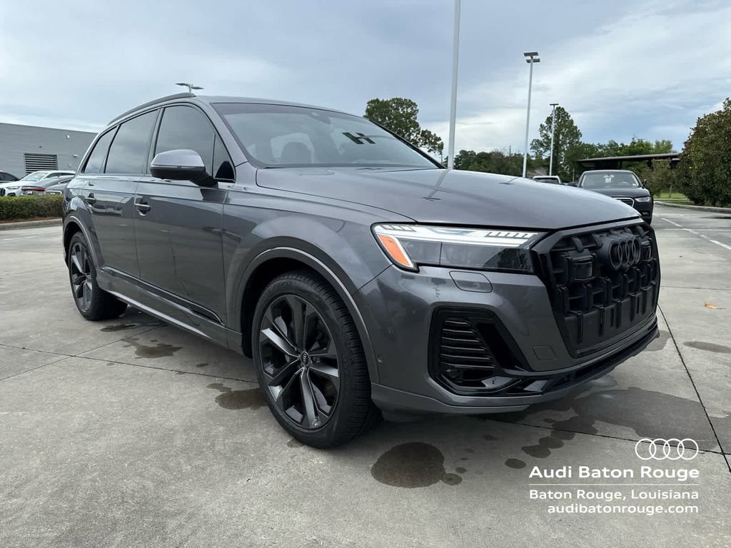 Used 2025 Audi Q7 3.0T Prestige image 3