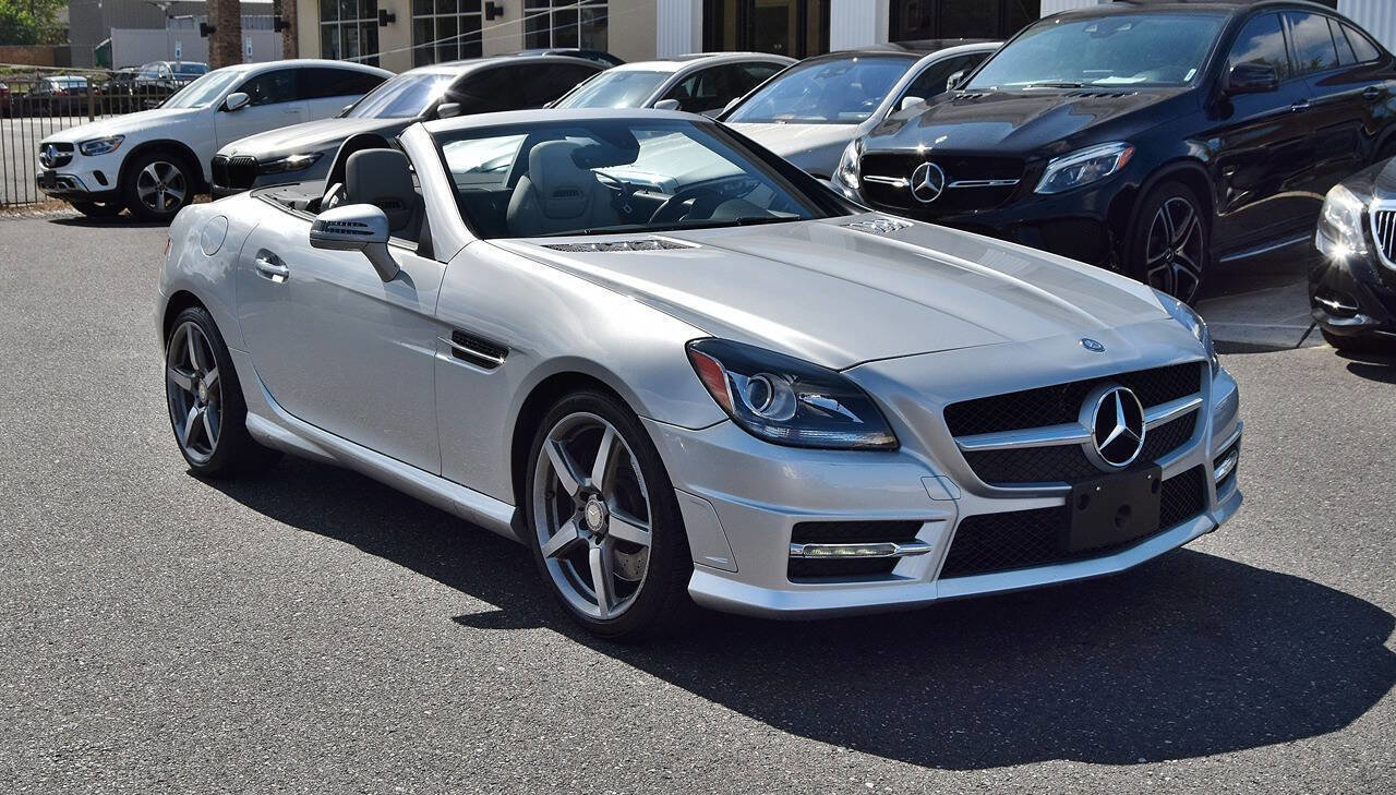 Used 2015 Mercedes-Benz SLK 250 w/ Premium Package image 49