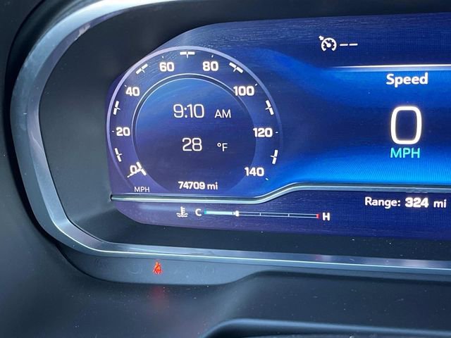 Used 2023 Chevrolet Suburban Premier image 45