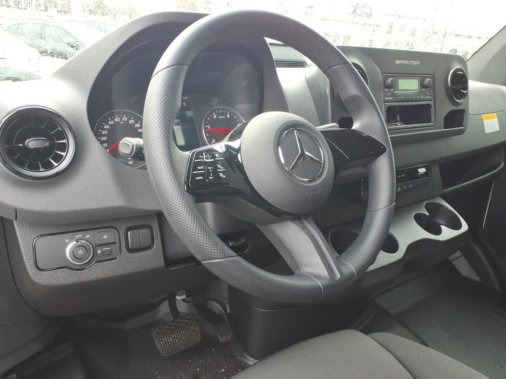 Used 2026 Mercedes-Benz Sprinter 2500 image 16