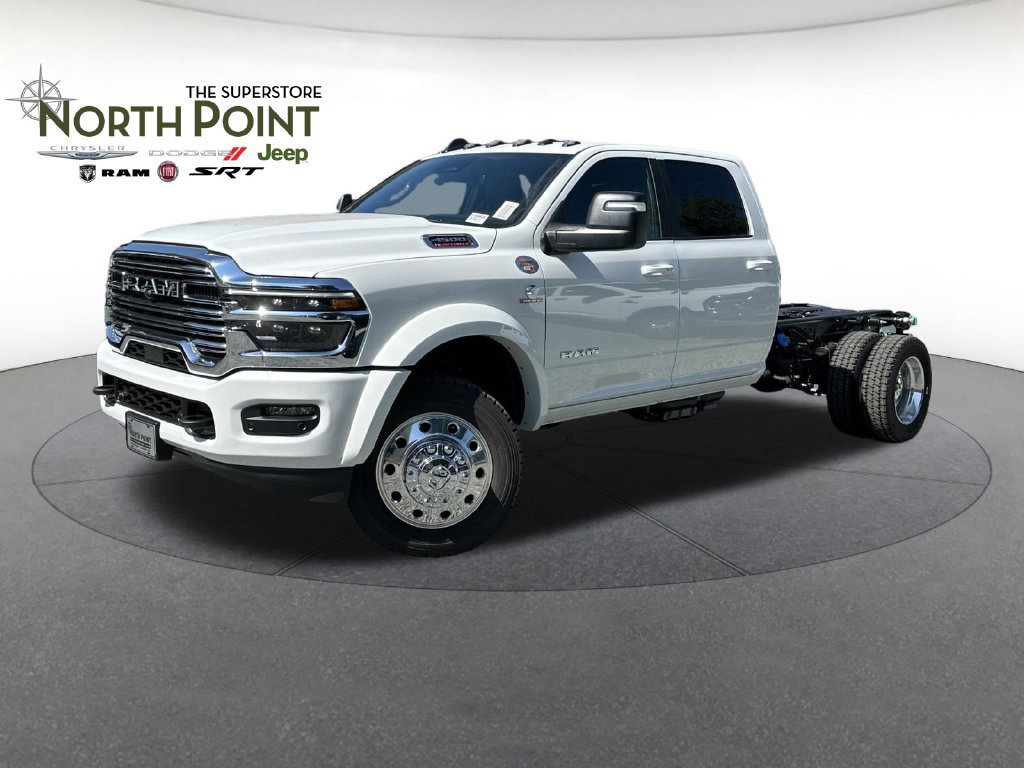 New 2027 RAM 4500 4x4 Crew Cab DRW w/ Laramie Trim Package image 1