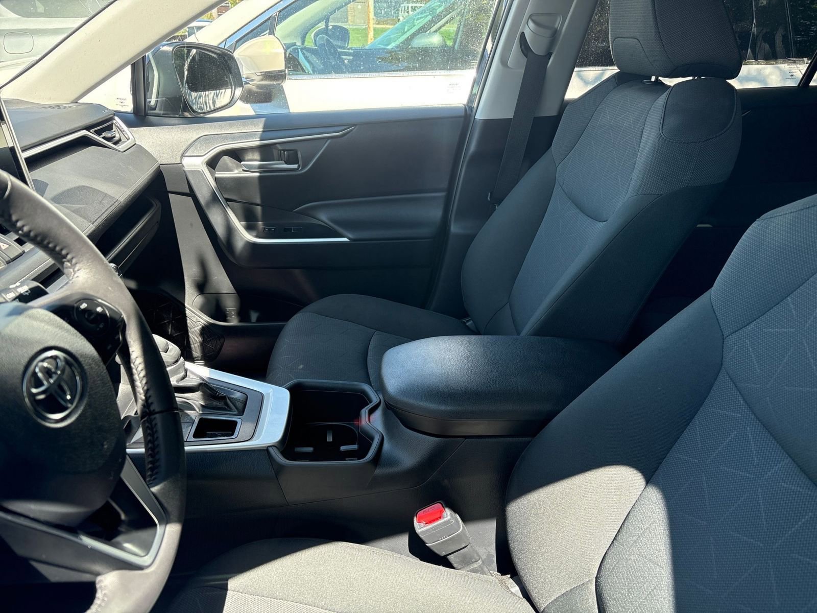 Used 2024 Toyota RAV4 XLE image 6