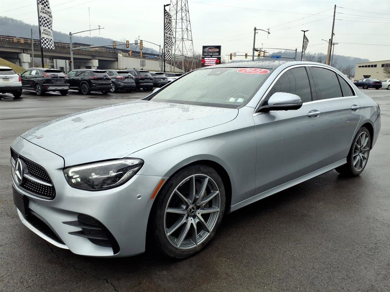 Used 2021 Mercedes-Benz E 350 Sedan image 4