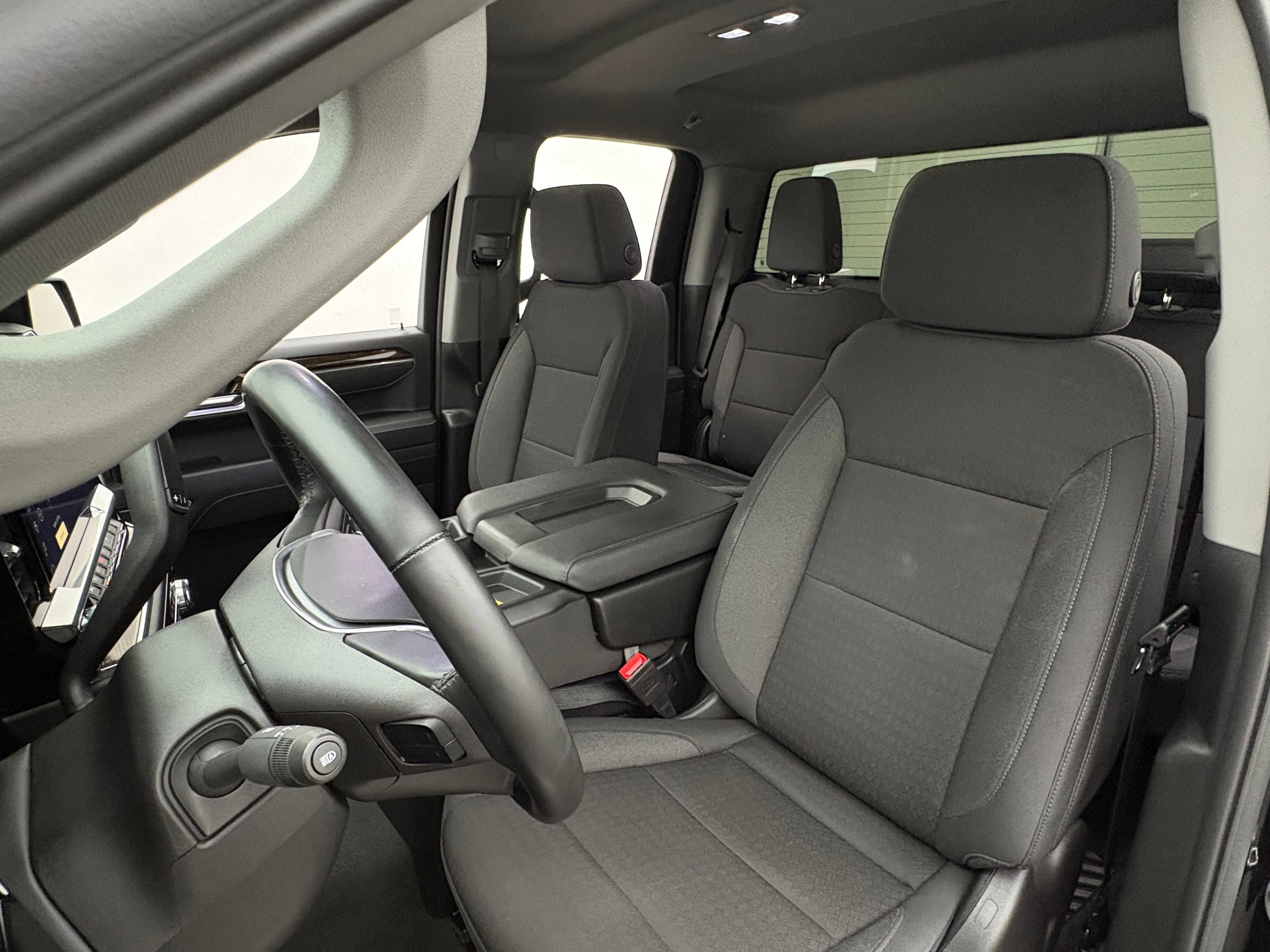 Used 2025 GMC Sierra 1500 Elevation AWD/4WD image 17