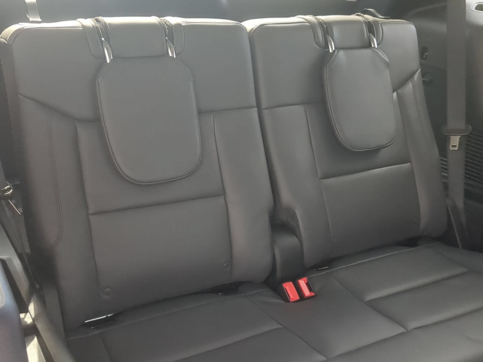 New 2026 Ford Explorer Active w/ Active Comfort Package AWD/4WD image 38