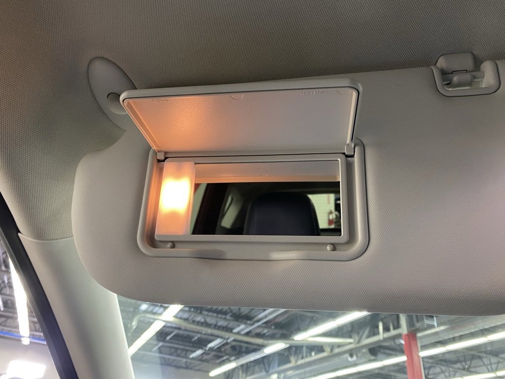 Used 2019 Ford Escape Titanium image 33