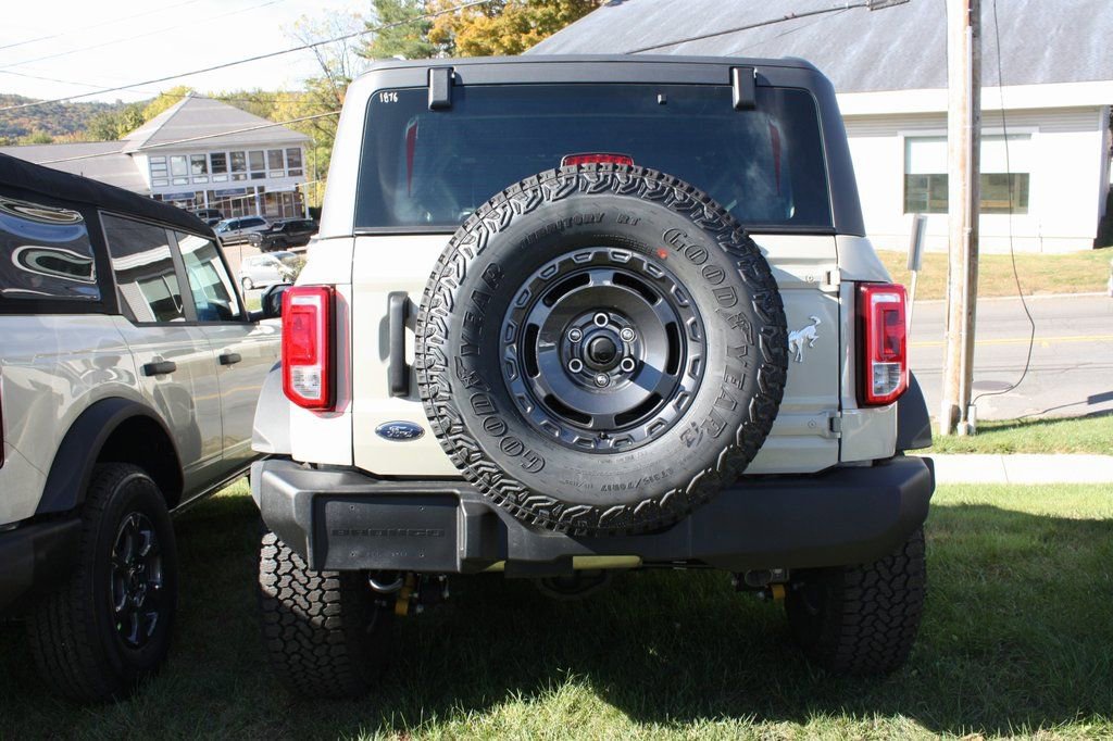 New 2025 Ford Bronco 2-Door w/ Sasquatch Package image 5