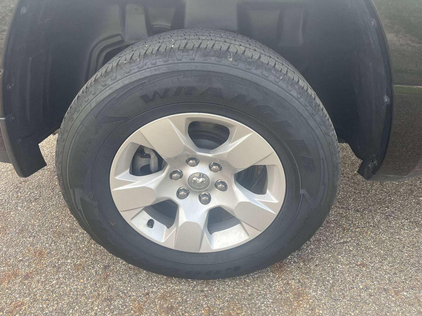 Used 2023 RAM 1500 Big Horn AWD/4WD image 41