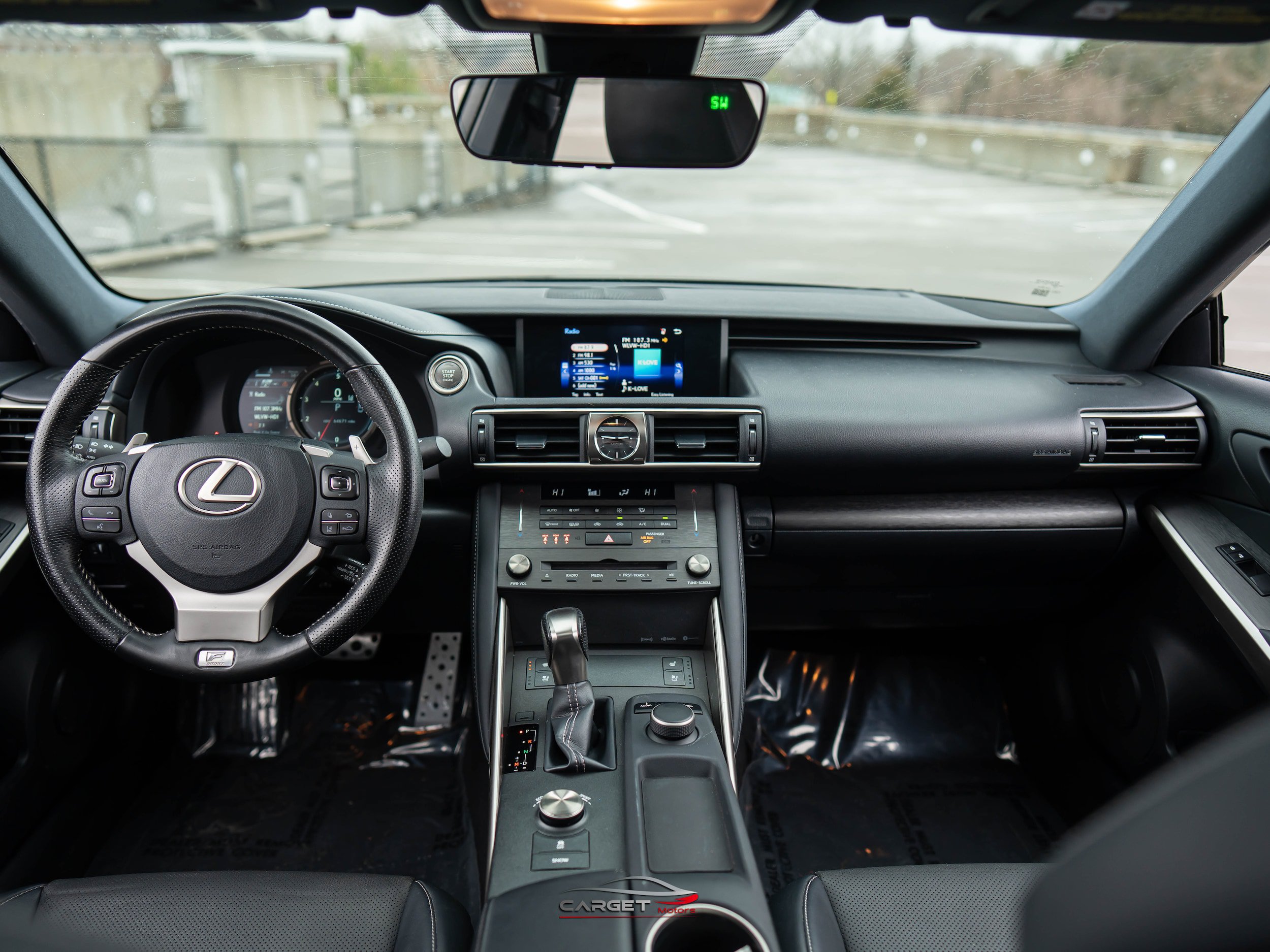 Used 2019 Lexus IS 300 F Sport w/ F Sport Package RWD image 14
