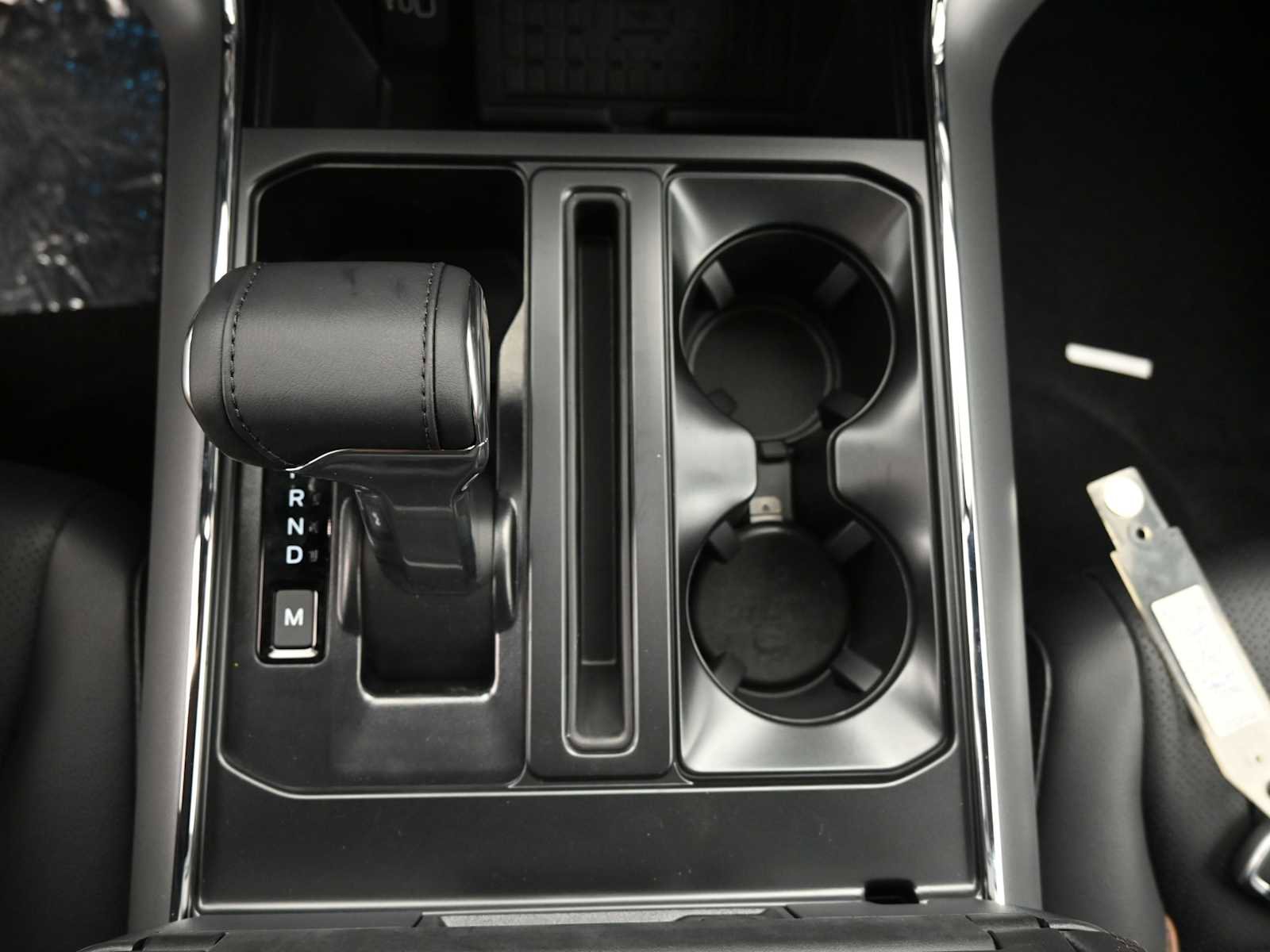 New 2025 Ford F150 Lariat w/ Equipment Group 502A High image 44