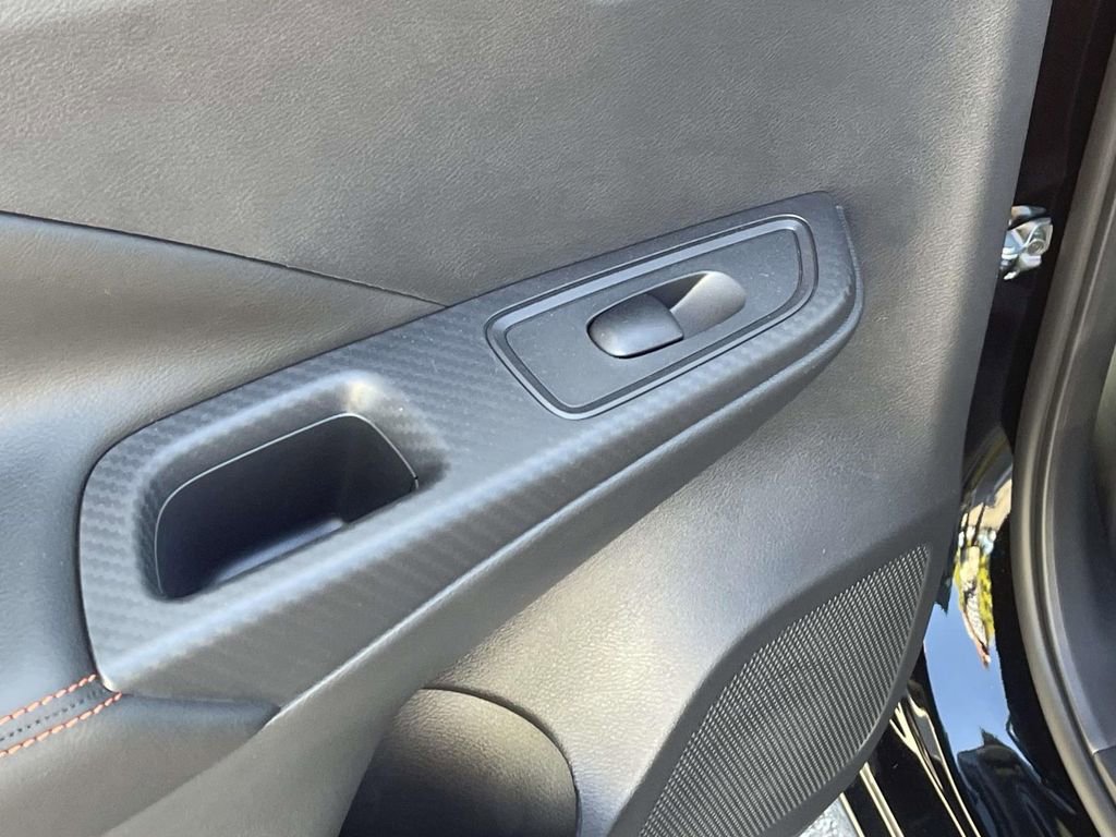 New 2025 Nissan Versa SR w/ Trunk Package image 13