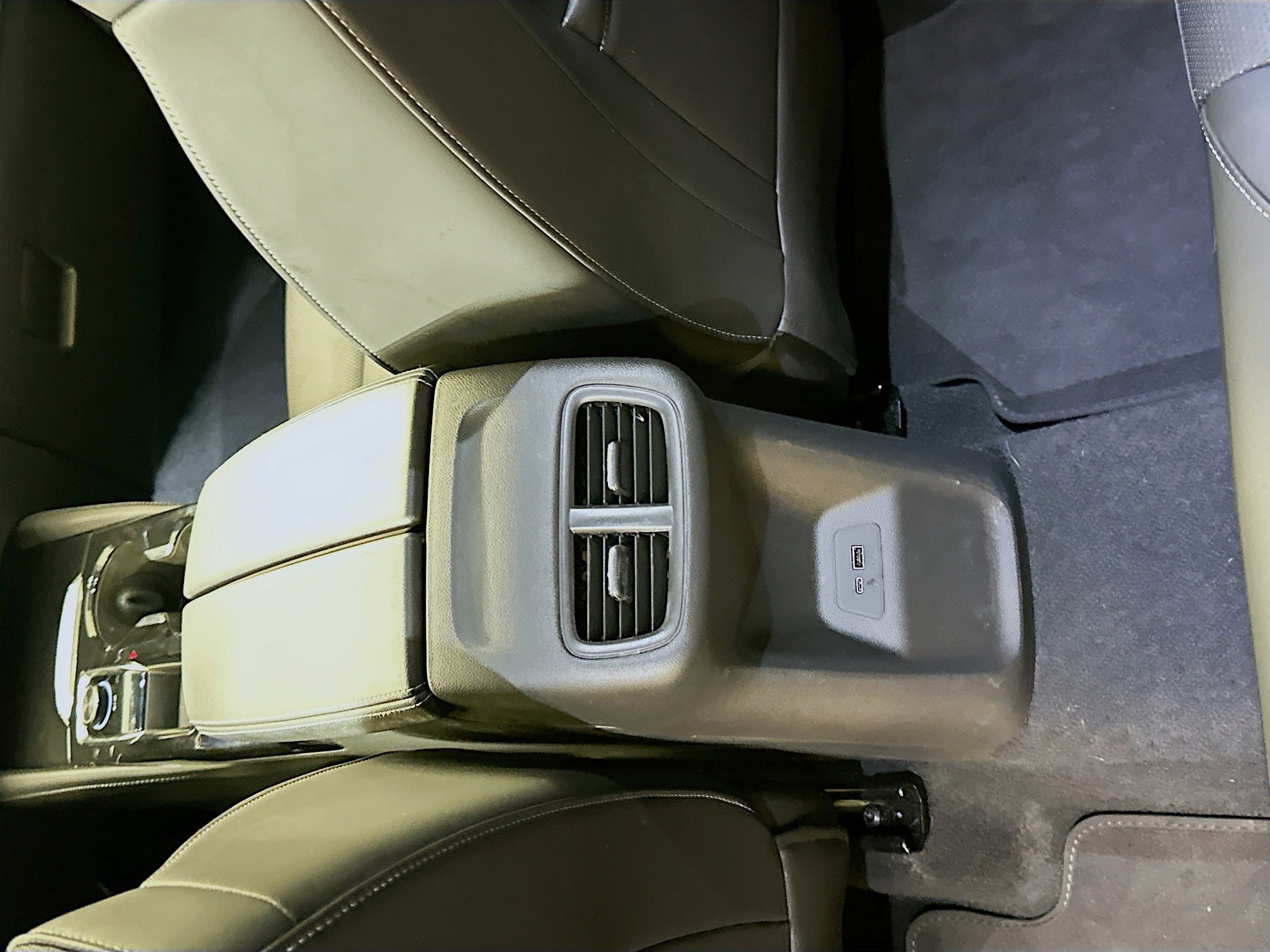 Used 2024 Buick Envision Preferred AWD/4WD image 27