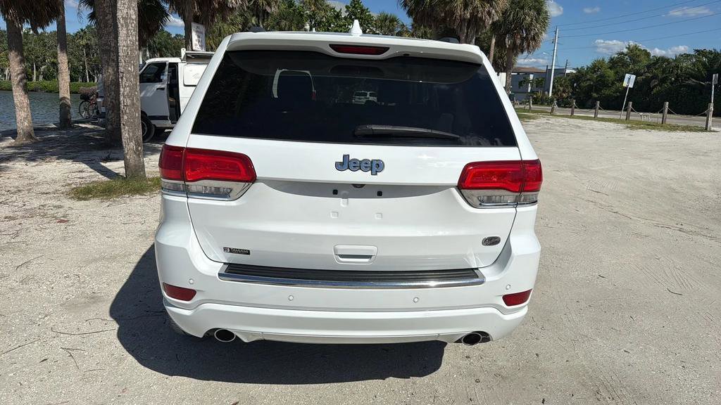 Used 2019 Jeep Grand Cherokee Overland RWD image 8