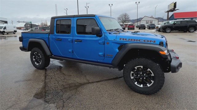 Used 2024 Jeep Gladiator Rubicon w/ Technology Group image 34