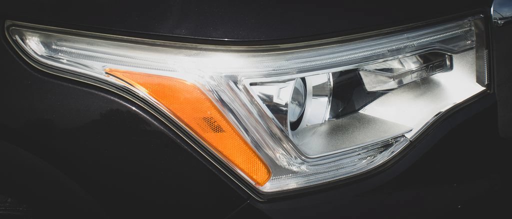 Used 2018 GMC Acadia SLT FWD image 25