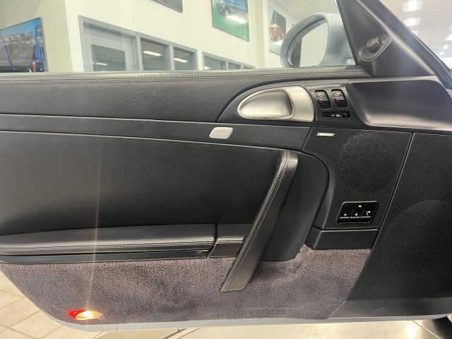 Used 2005 Porsche 911 Carrera S image 12