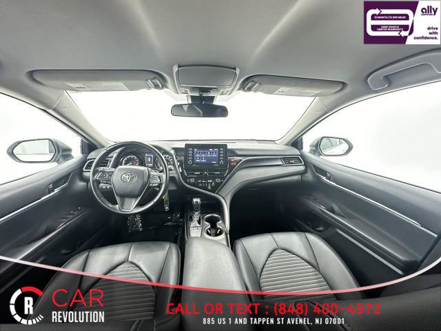 Used 2022 Toyota Camry SE FWD image 34