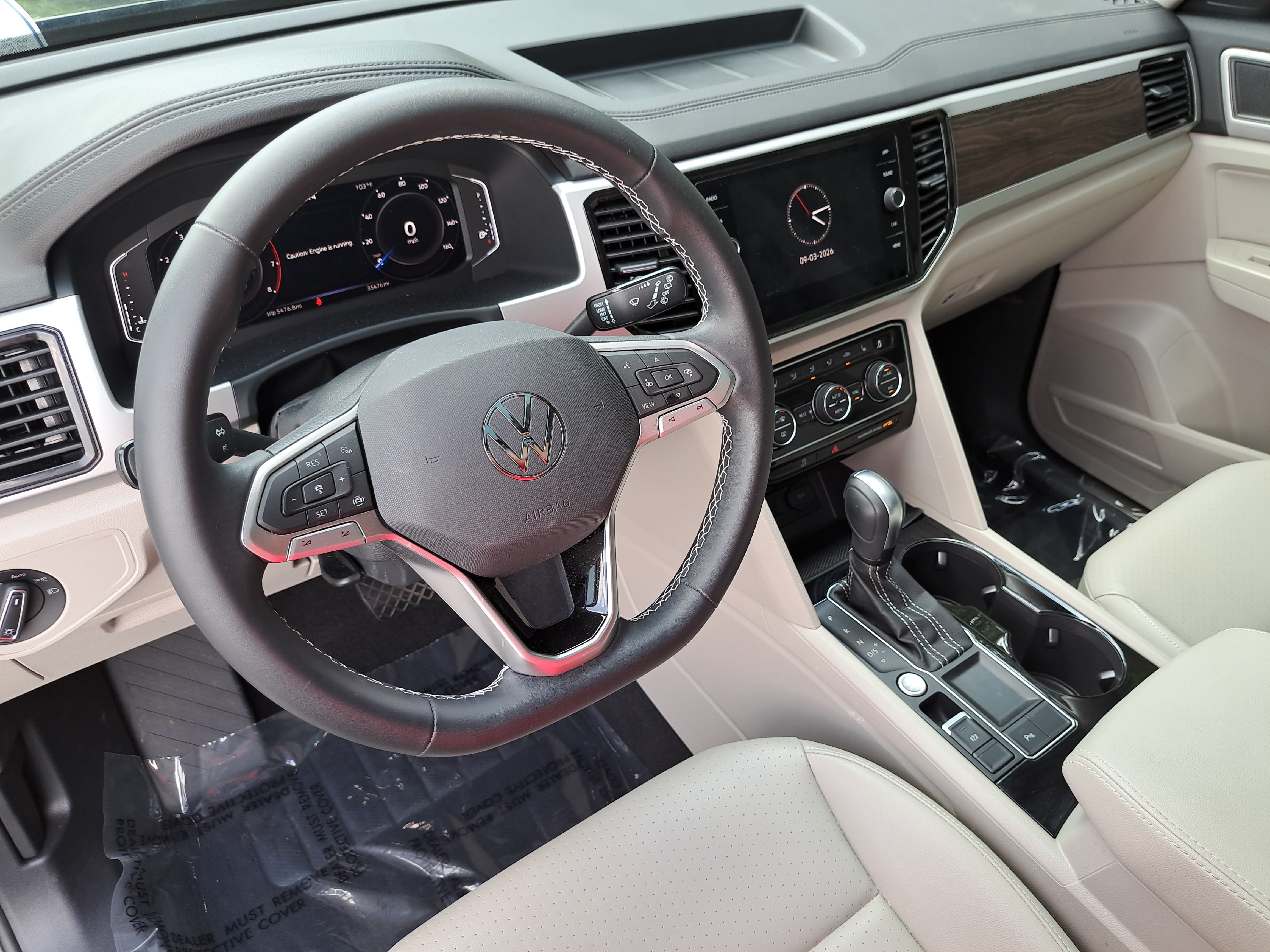 Used 2023 Volkswagen Atlas SE w/ Panoramic Sunroof Package FWD image 17